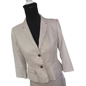 Ann Taylor Cream Blazer Size 6 Petite
